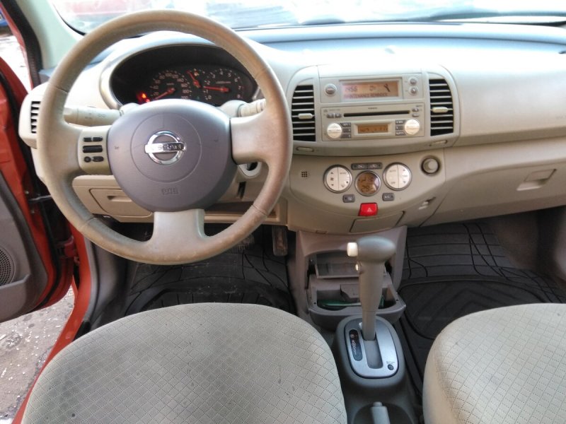 Nissan Micra k12 салон