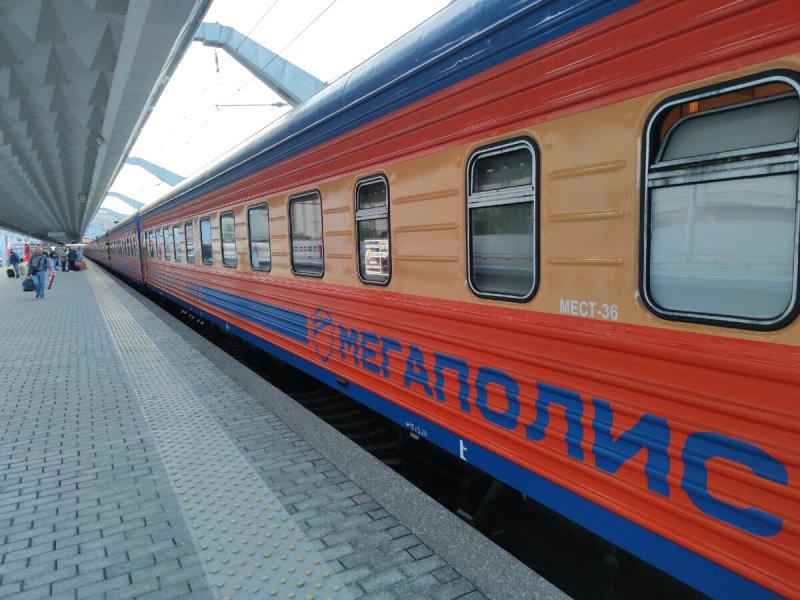 Фирменный поезд Мегаполис 019у Санкт-Петербург Москва