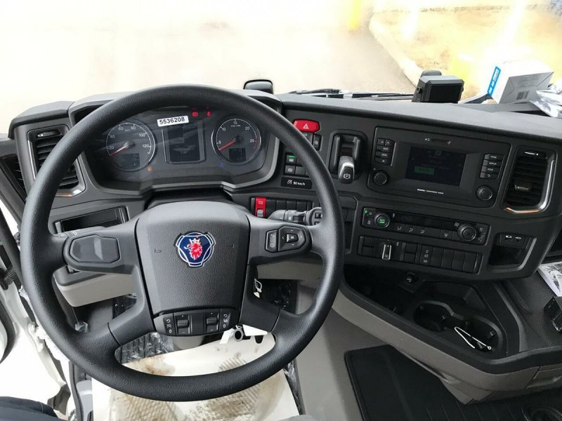 Scania тягач 2019 салон