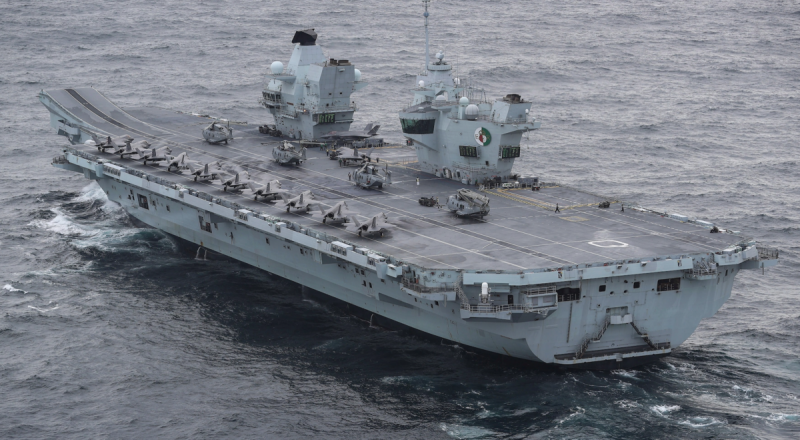 HMS Queen Elizabeth авианосец учения