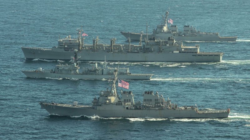 Эсминец ВМС США Дональд Кук