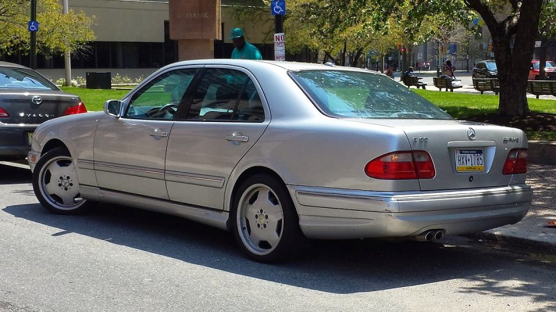 Mercedes w210 Silver