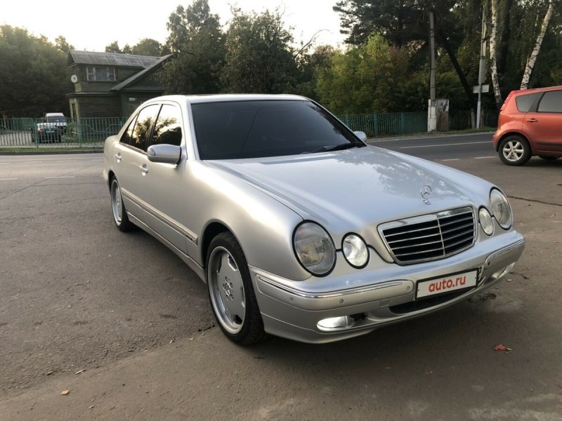 Мерс лупатый w210