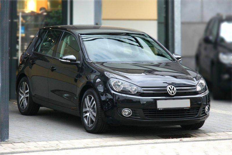 VW Golf 6 черный