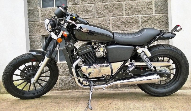 Jawa 250 Cafe Racer