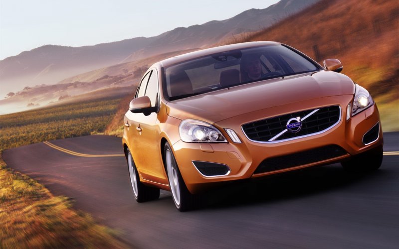 Машина Volvo s60