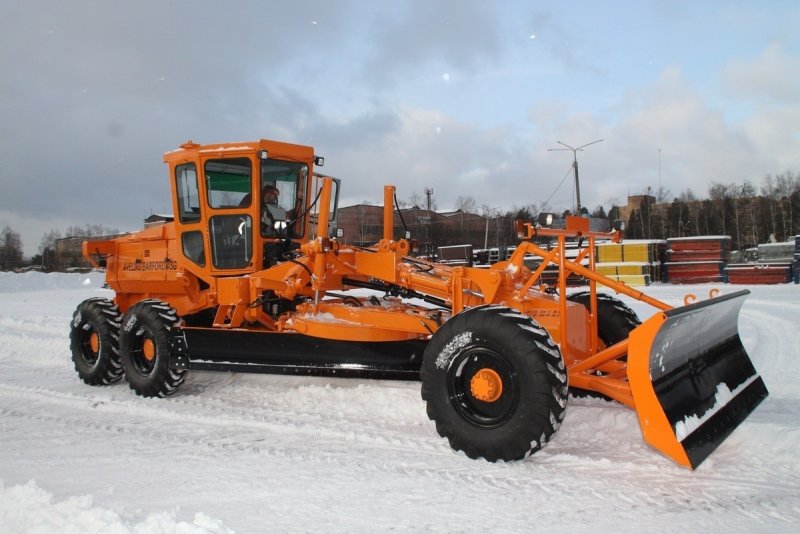Caterpillar 120m