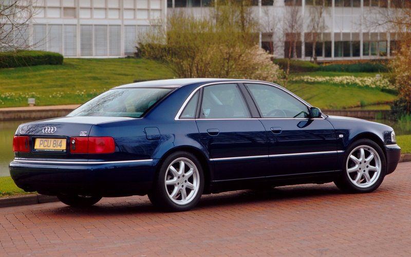 Audi a8 d2 2000