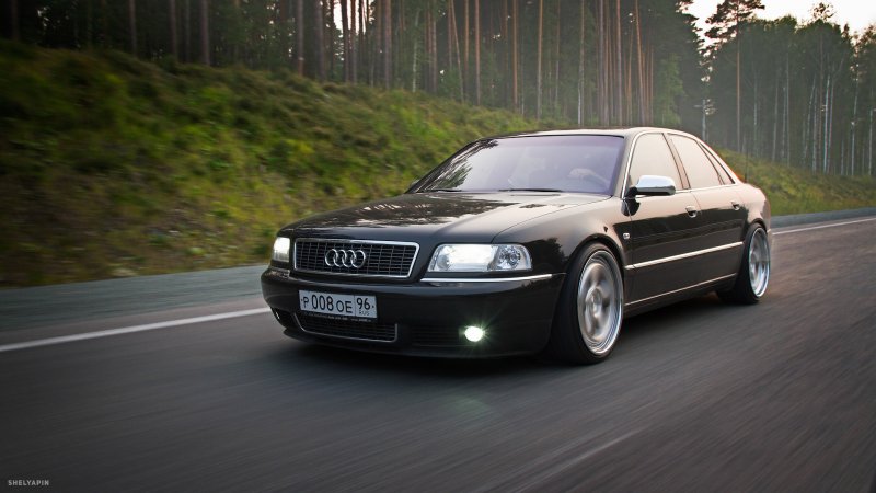 Ауди s8 д2