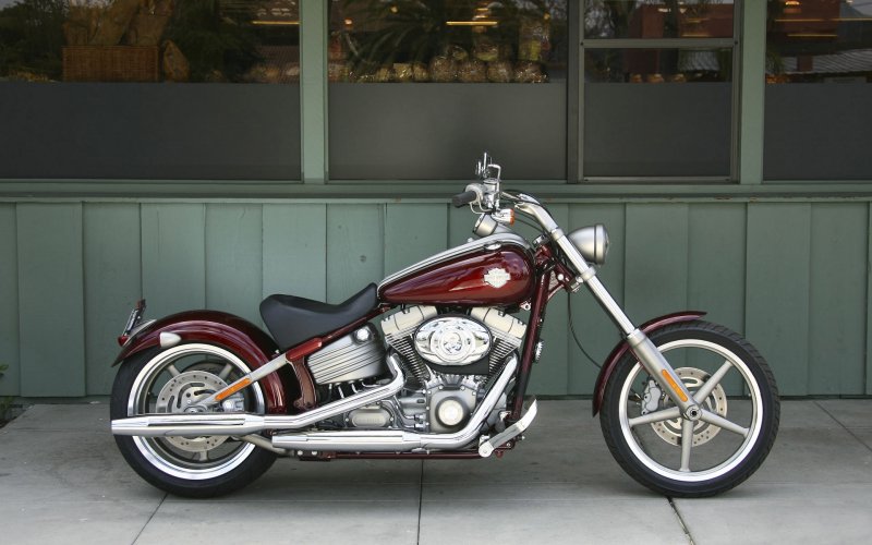 Harley Davidson FXCW