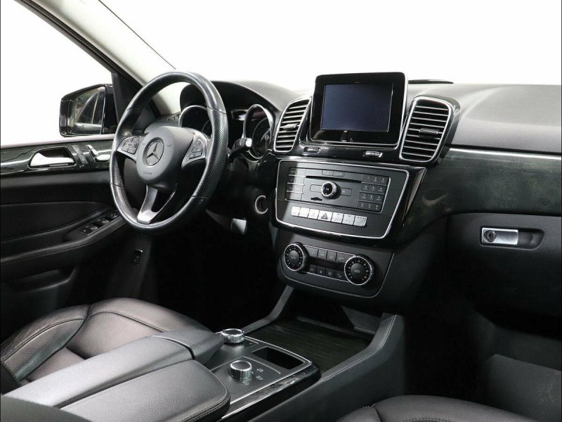 Мерседес GLE 300 D 2021