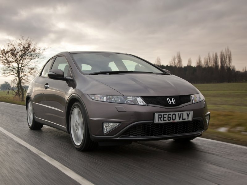 Honda Civic 5d 8g