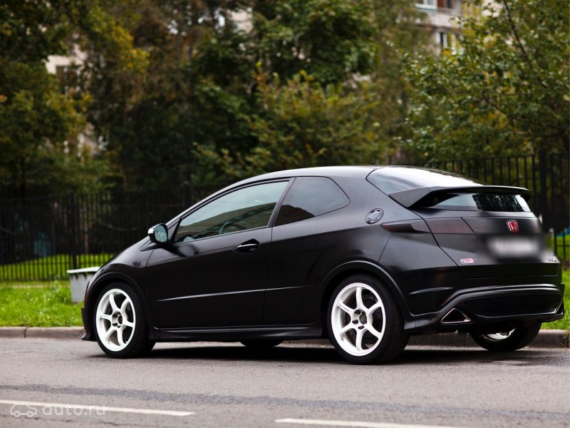 Honda Civic хэтчбек черный