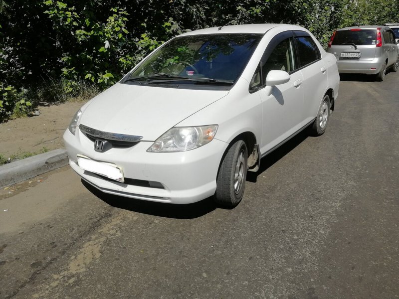 Toyota Fit Aria