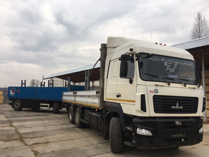 Грузовик МАЗ 6312
