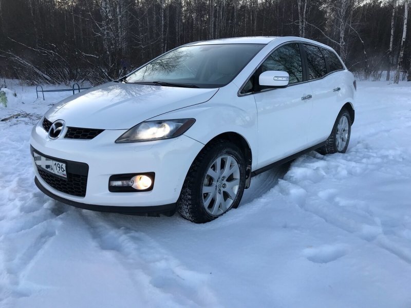 Mazda CX 7 белая