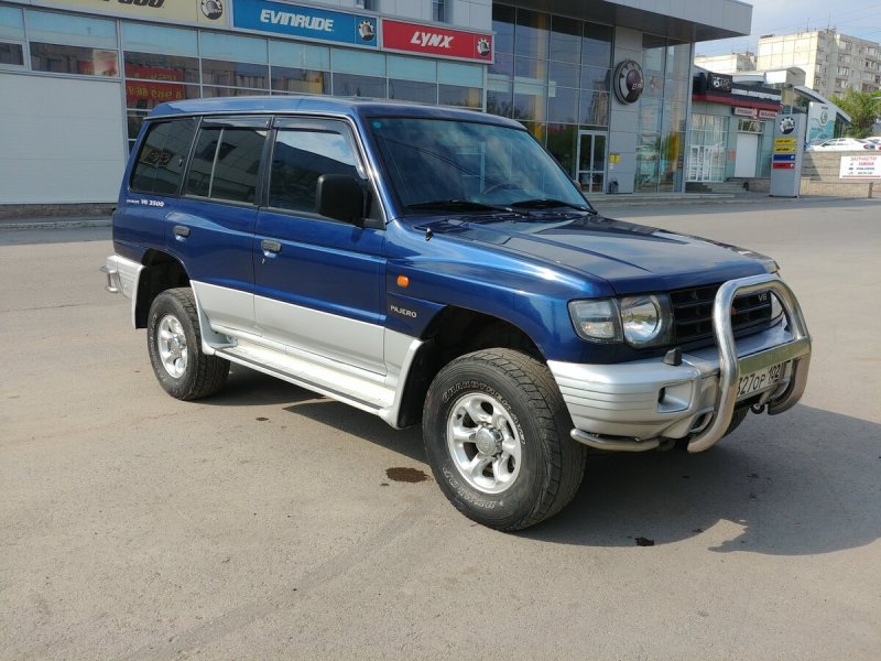 Mitsubishi Pajero 2 1998