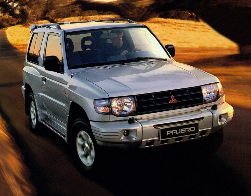 Mitsubishi Pajero 2 дорестайлинг