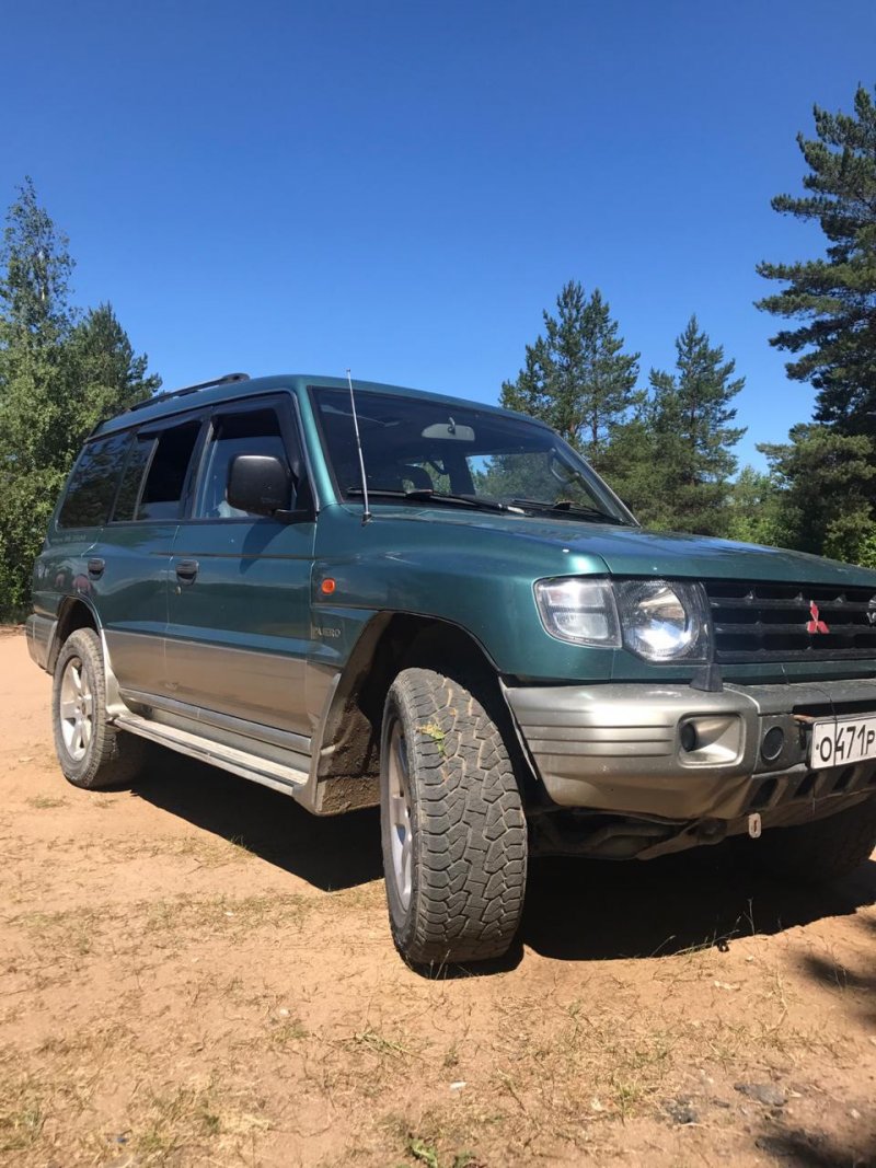 Митсубиси Паджеро 2 1997 Рестайлинг