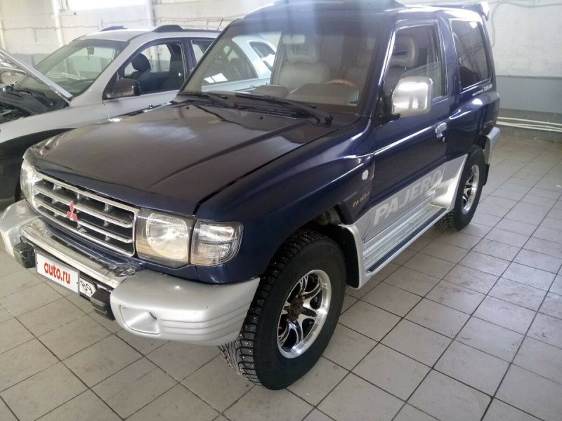 Mitsubishi Pajero IQ 3.0 v6 177 л.с. АТ 1998 год(Рестайлинг)