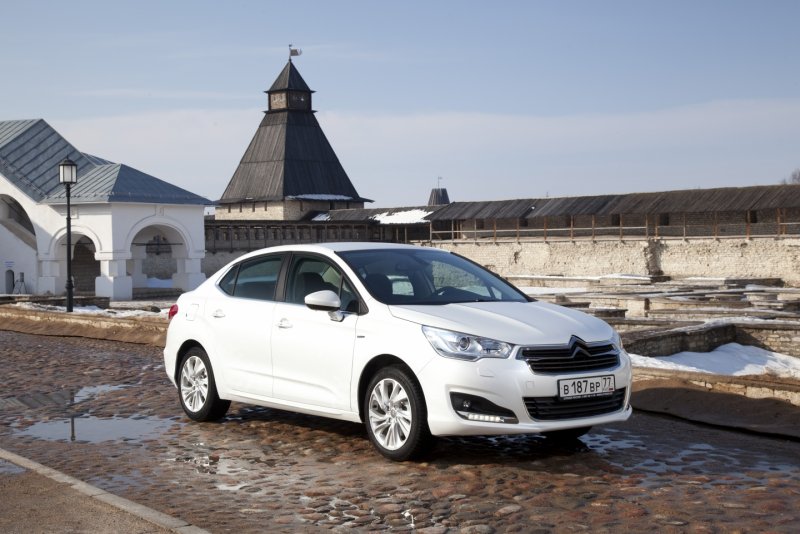 Citroen c4 sedan