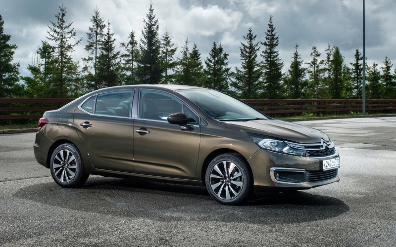 Citroen c4 II sedan