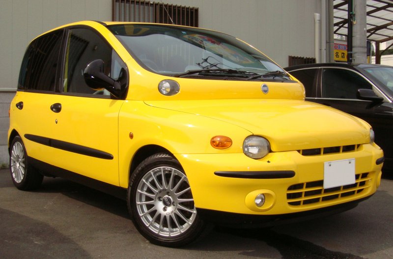 Fiat Multipla 2004 салон