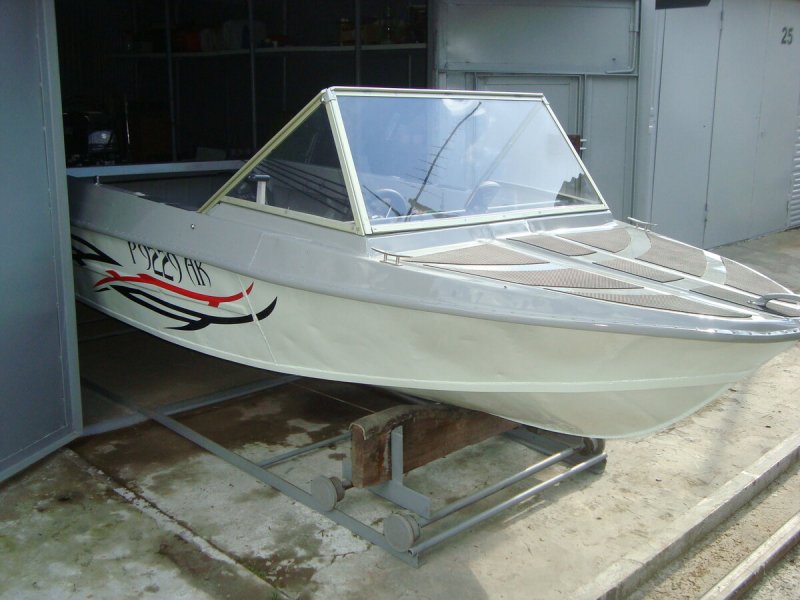 Лодка Прогресс 4м