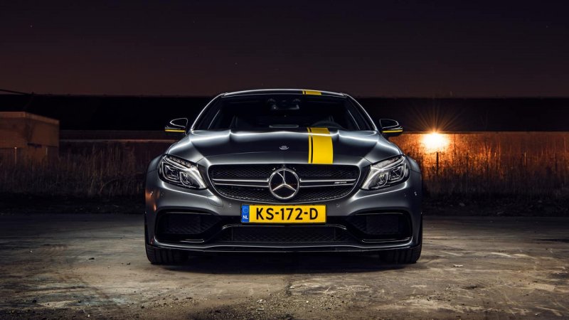 Мерседес c63 AMG 2020