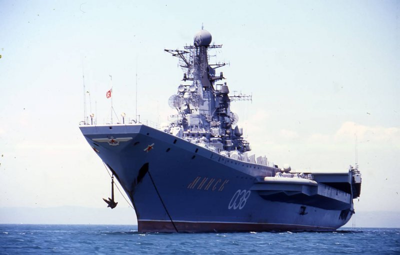 Тяжелый авианесущий крейсер Минск
