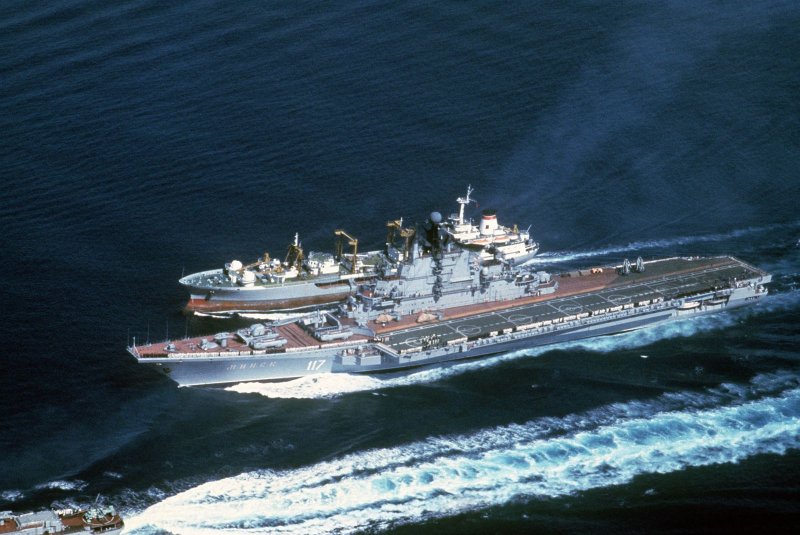 Новороссийск авианесущий крейсер