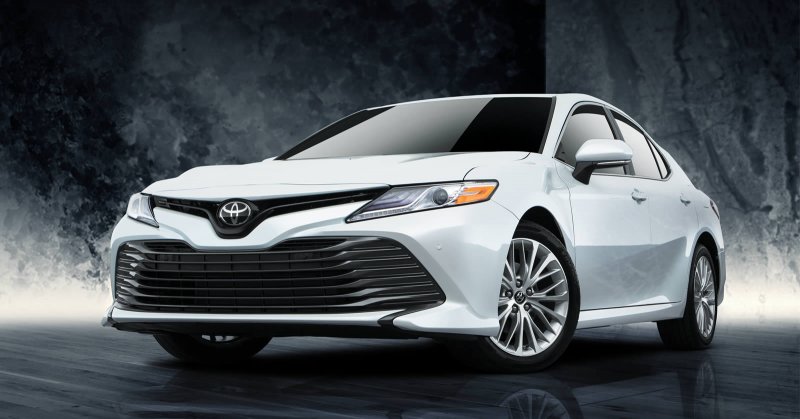 Toyota Camry v70