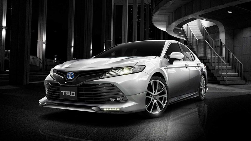 Toyota Camry 2018 TRD