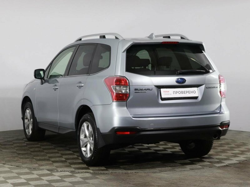 Subaru Forester 4