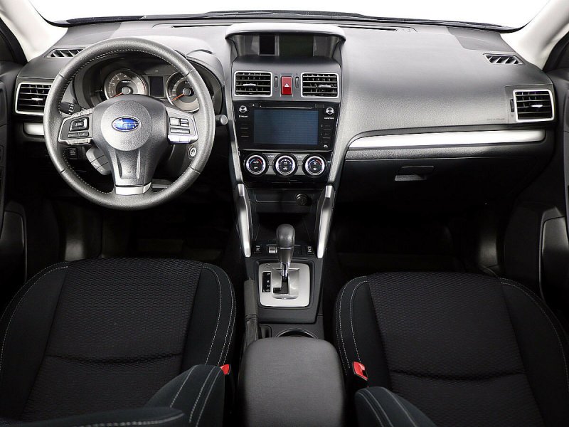 Subaru Forester 4 поколения
