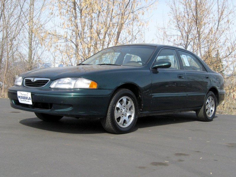 Мазда 626 1998 седан
