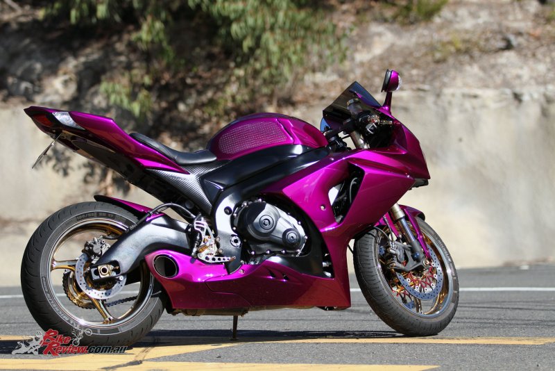 BMW s1000rr фиолетовый