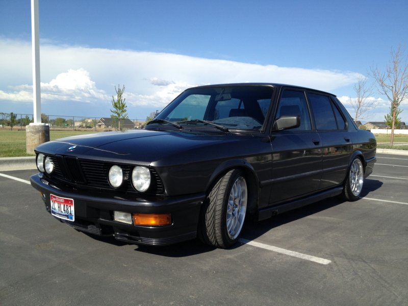 БМВ 325 I Е 28