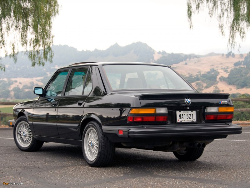 BMW m5 1986