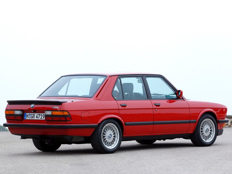 BMW 5 e28