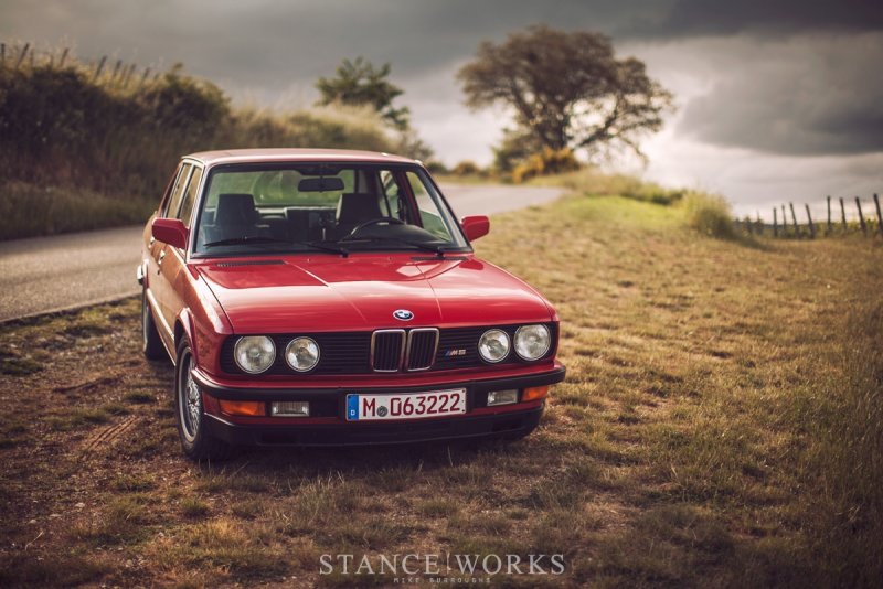 BMW 5 e28