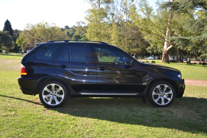 BMW x5 2006 4.8