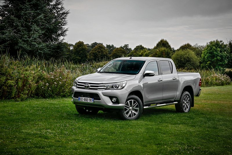 Toyota Hilux 4x4 2015