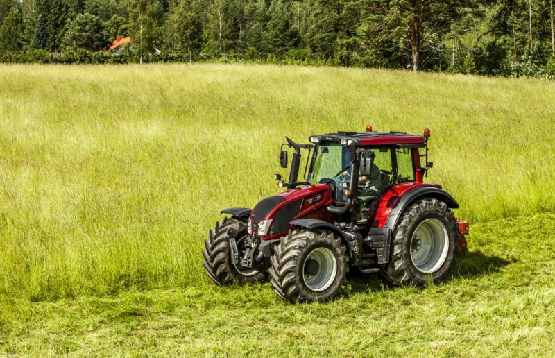 Минитрактор Valtra