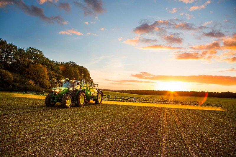 Сельскохозяйственная техника John Deere