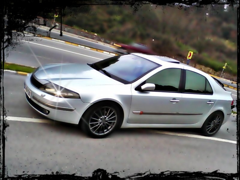 Renault Laguna 3 stance