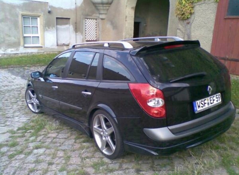 Renault Laguna 2 сзади