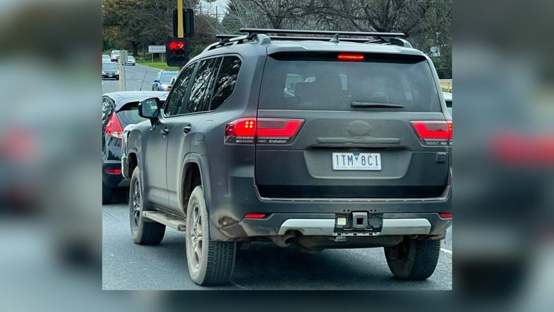 Toyota Land Cruiser 300