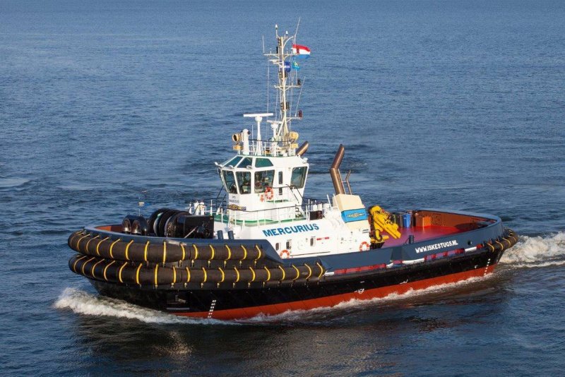Буксир типа Damen salvage tug 6014