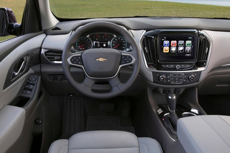 Chevrolet Traverse 2020 салон